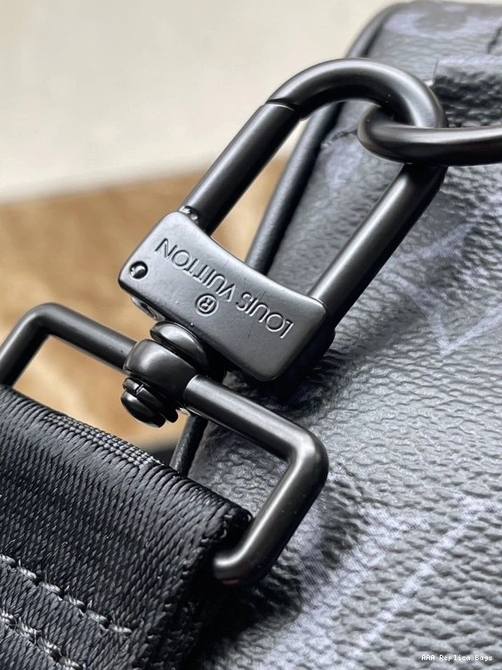 Aaa replica ru Alpha-11.0*18.5*6.5CM VUITTON Nano LOUIS 0814